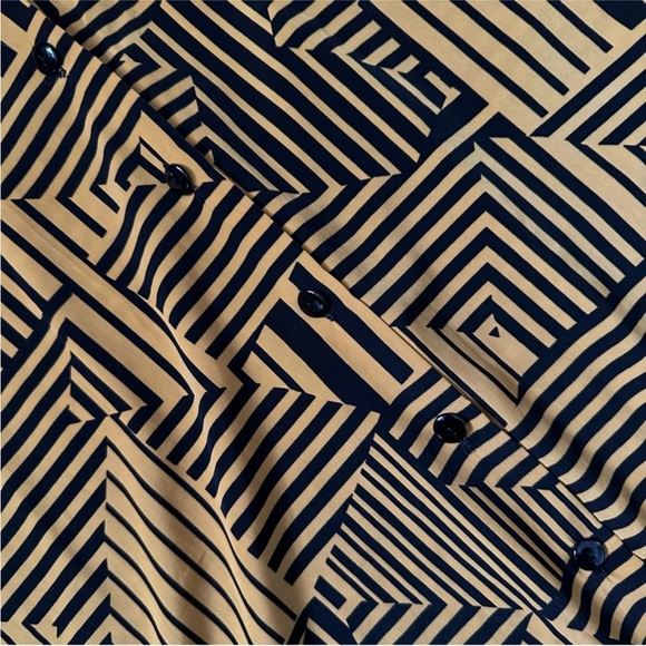 Button down pattern dress - Picture 2 of 7